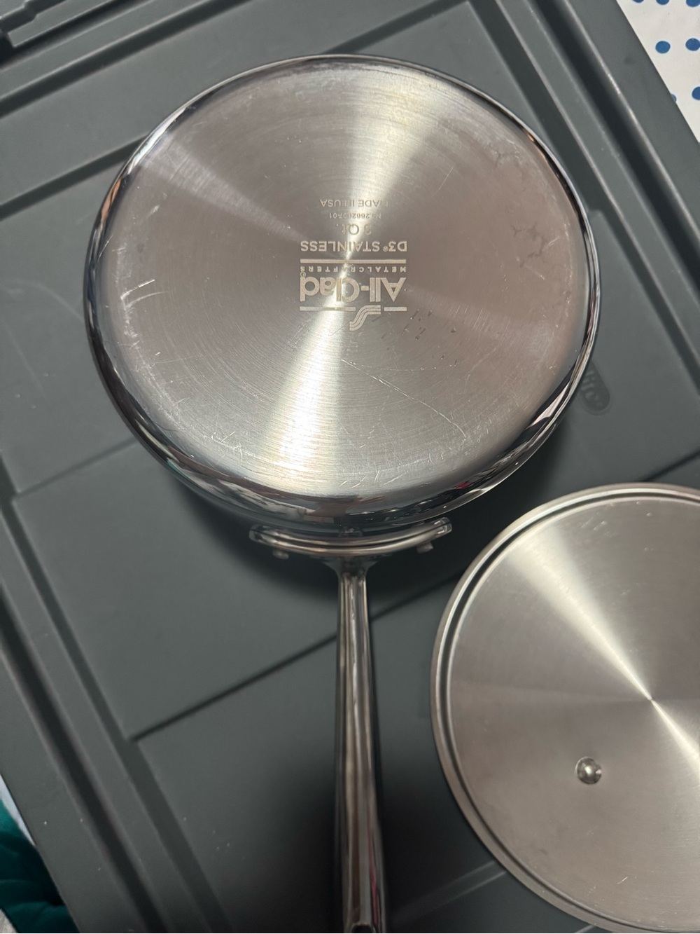 All clad Stainless Steel Covered Saucepan - Silver - Picture 4 of 5